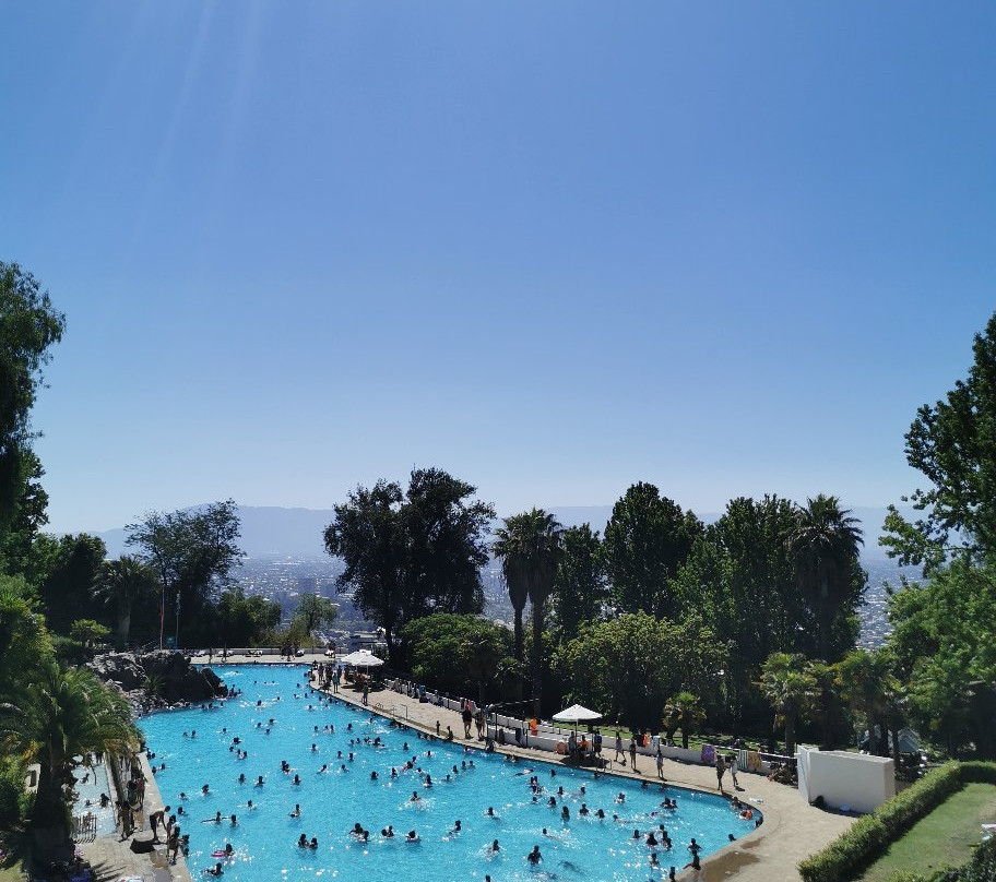 Piscina Antilen-圣地亚哥必去景点