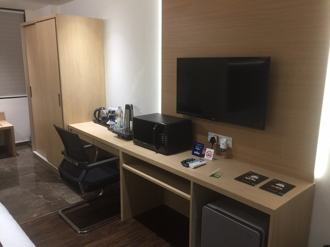 Hotel Midori Vithalapur主图