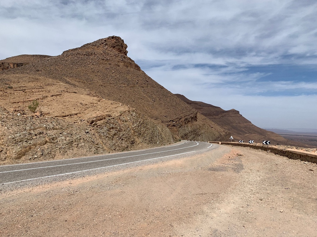 Tizi-n-bensalmane-扎古拉必去景点