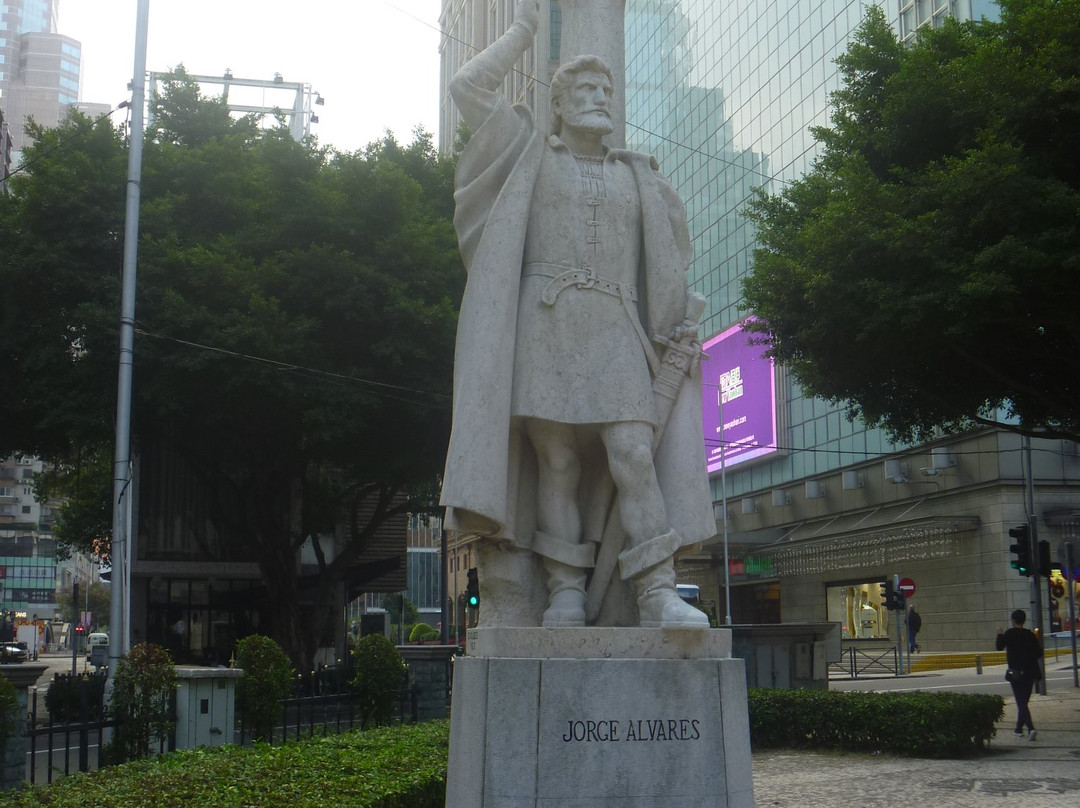 佐治･欧华利塑像-澳门必去景点