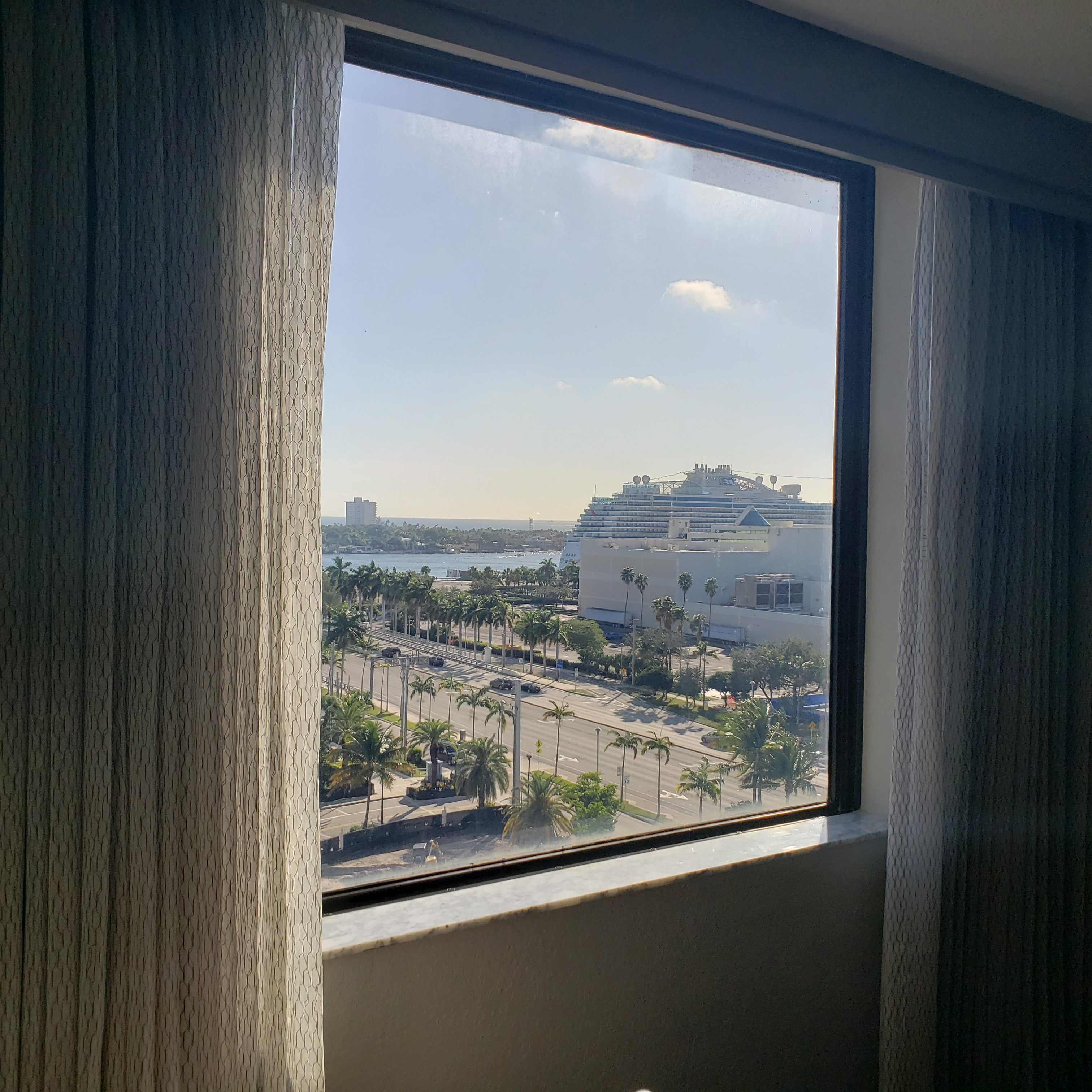 劳德代尔堡游轮港口万丽酒店-酒店景观