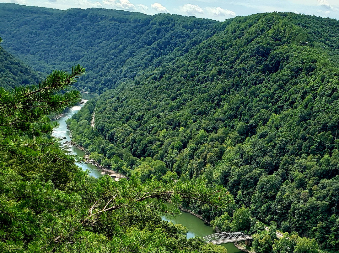 Canyon Rim Visitor Center-Lansing必去景点
