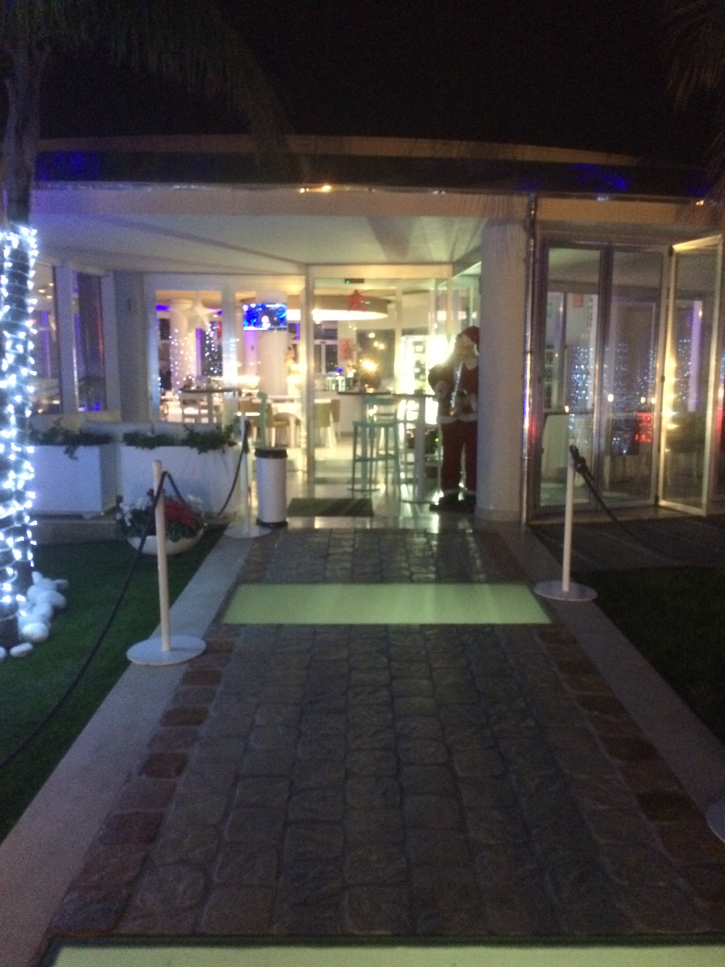 DubaiVillage-portrait