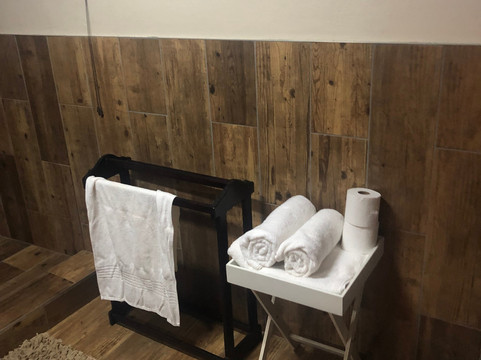 银石赛道旅馆主图