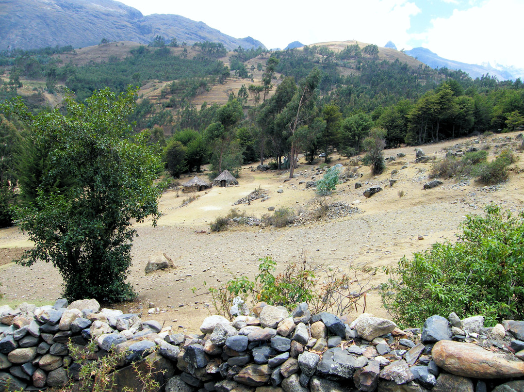 Monumento Nacional Wilcahuain Ruin-瓦拉斯必去景点