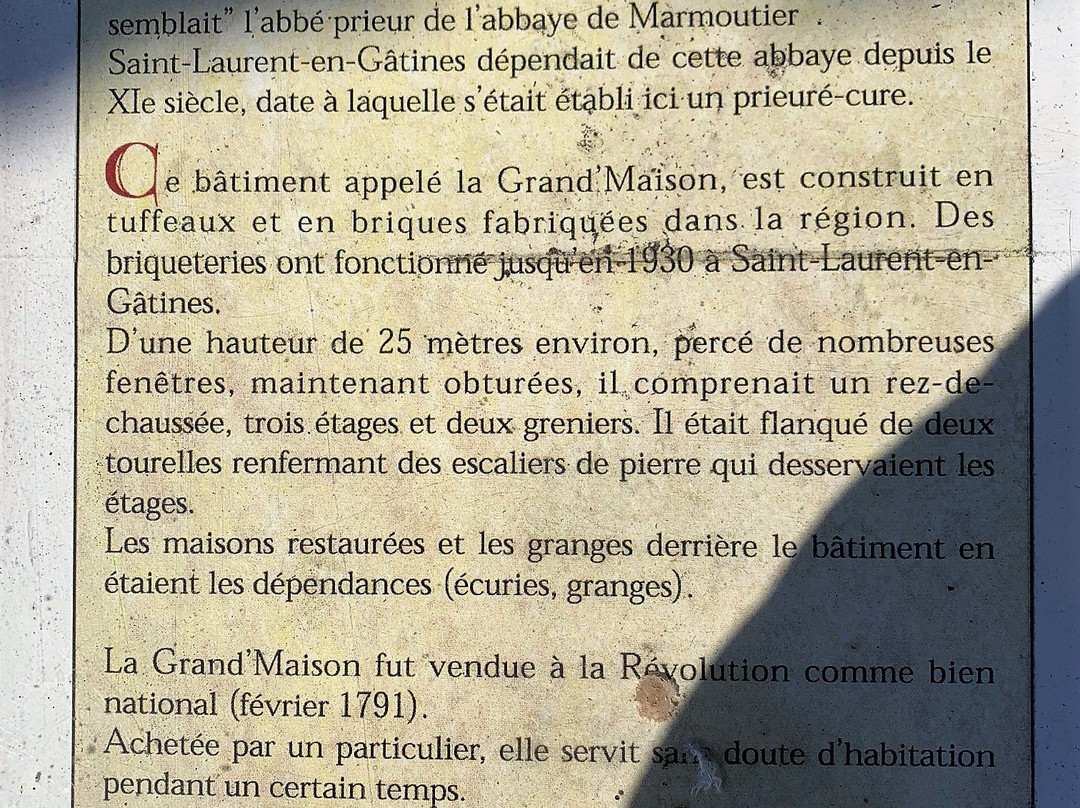 Saint-Laurent-en-Gatines旅游攻略图片