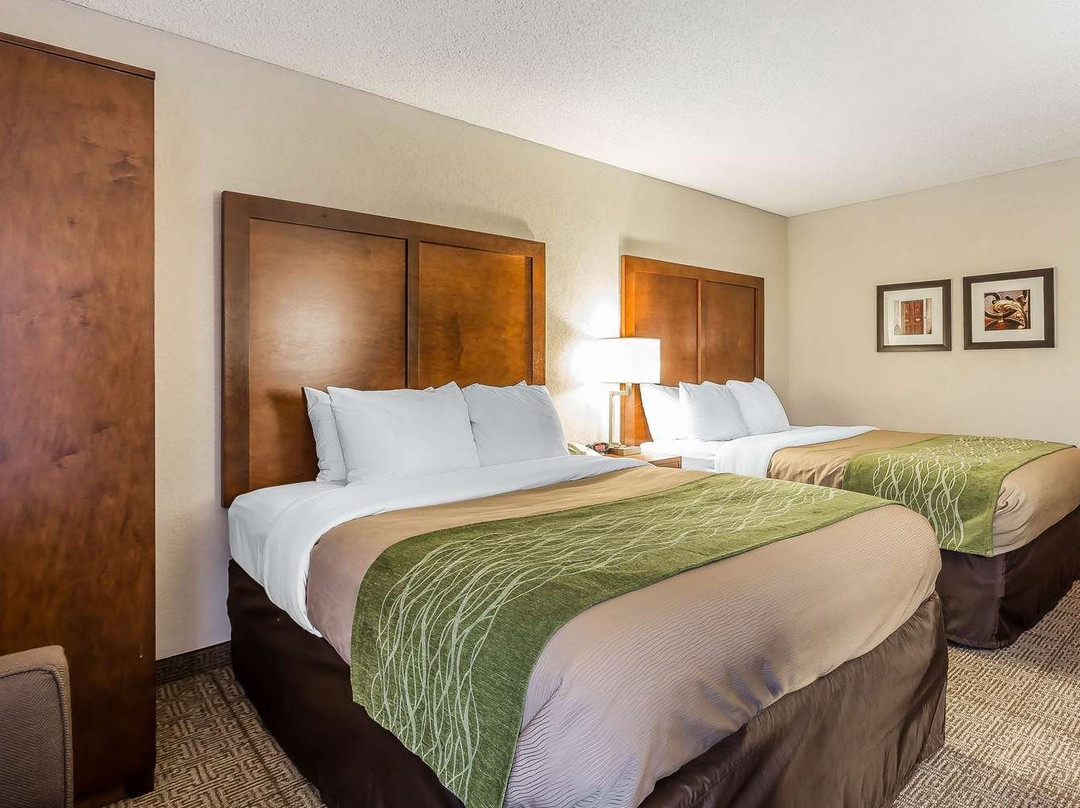 Quality Inn Summerville-Charleston主图
