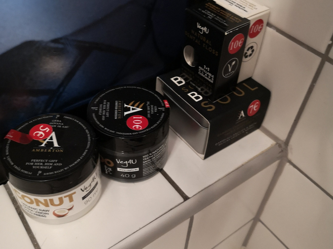 安伯顿克莱佩达酒店主图