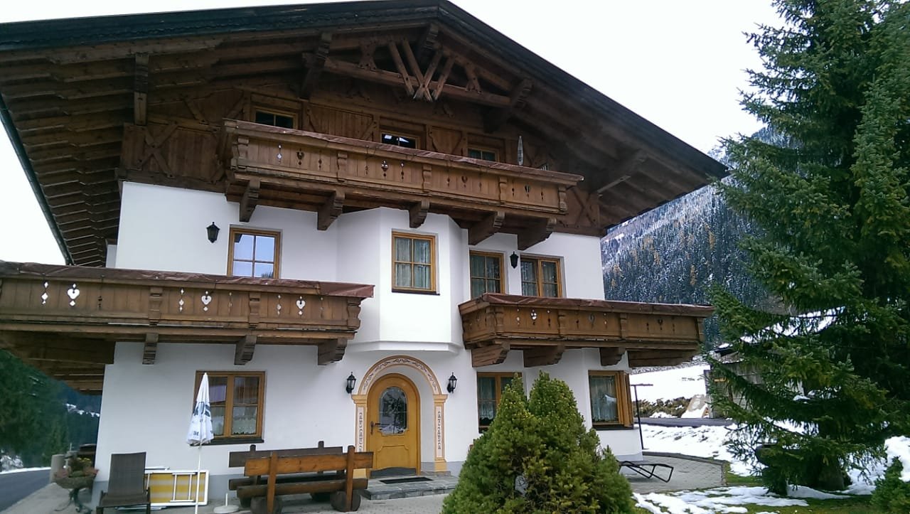 Hotel Bergcristall-浴室