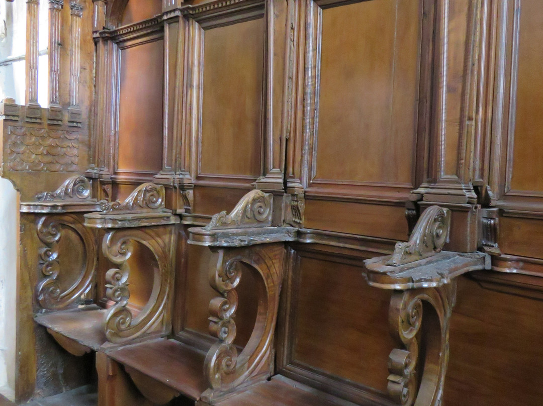 Duomo-Roccavaldina必去景点