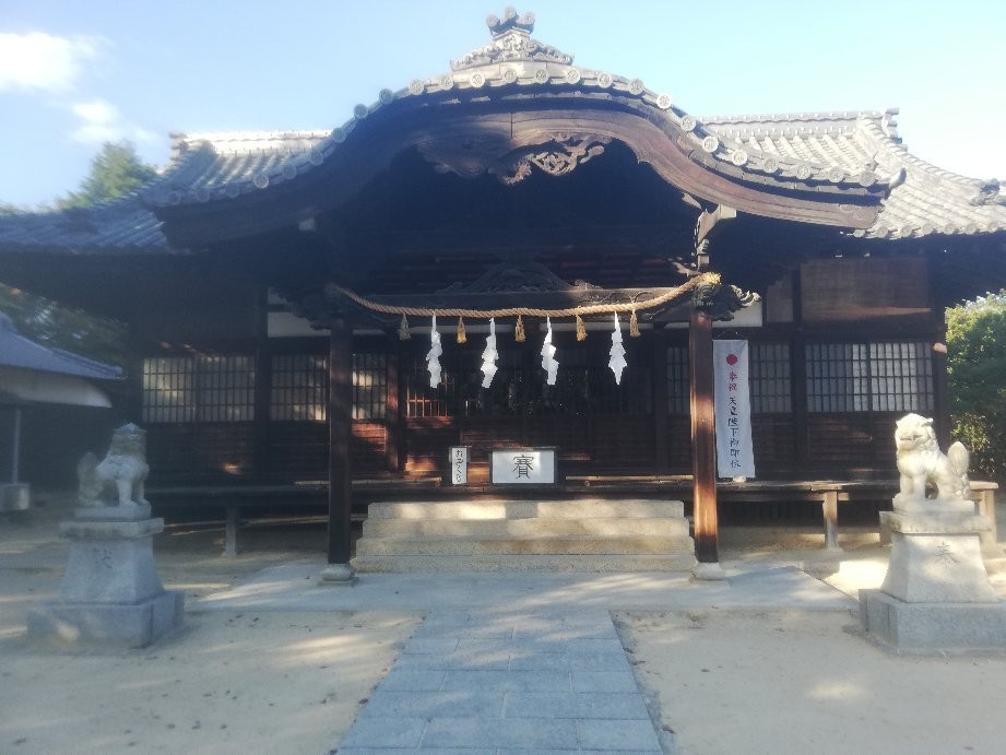 Hachiman Shrine景点图片