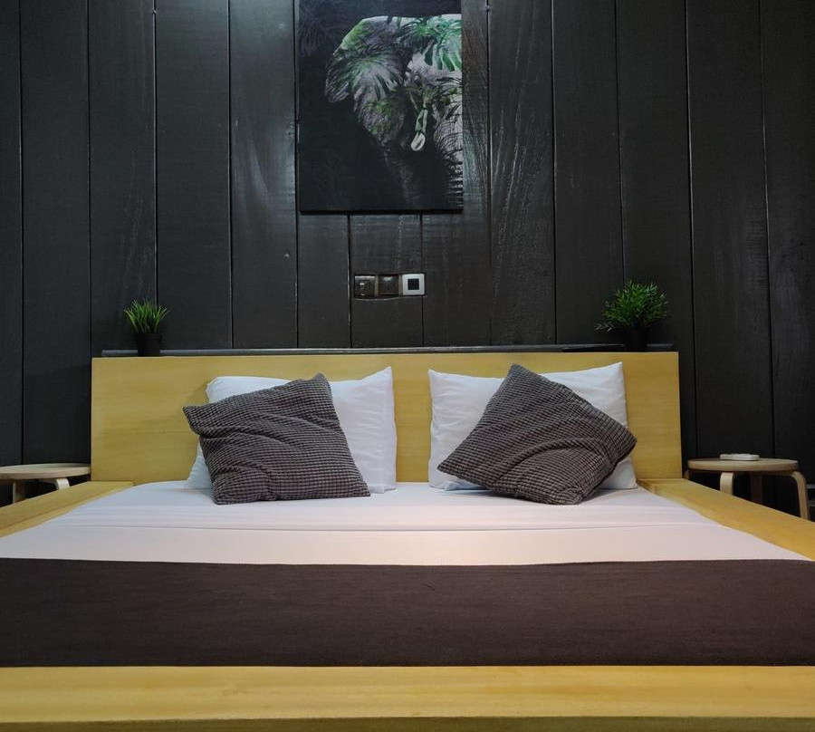 Hotel C'est Si Bon主图