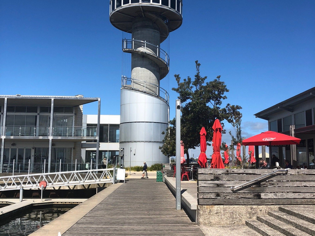 Queenscliff Harbour景点图片