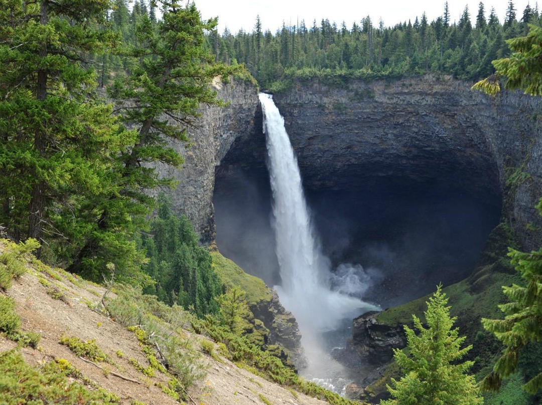 Helmcken Falls景点图片