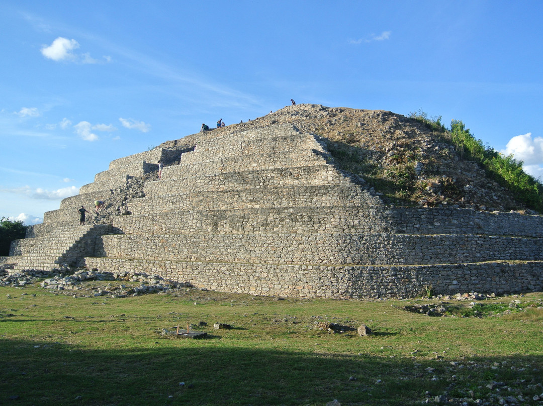Piramide de Kinich Kak Moo景点图片