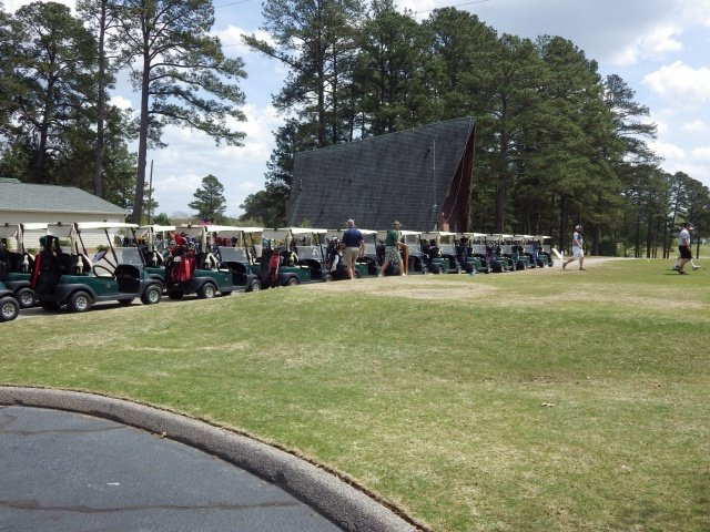 Pine Hollow Golf Course景点图片