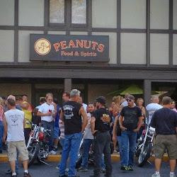 New Haven旅游景点-Peanuts Food and Spirits