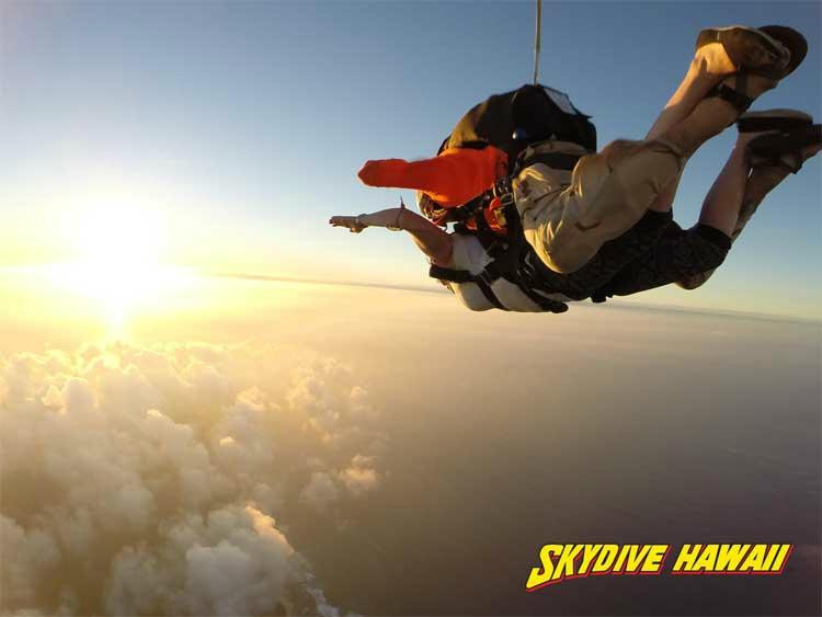 夏威夷跳伞之旅-瓦亚禄必去景点