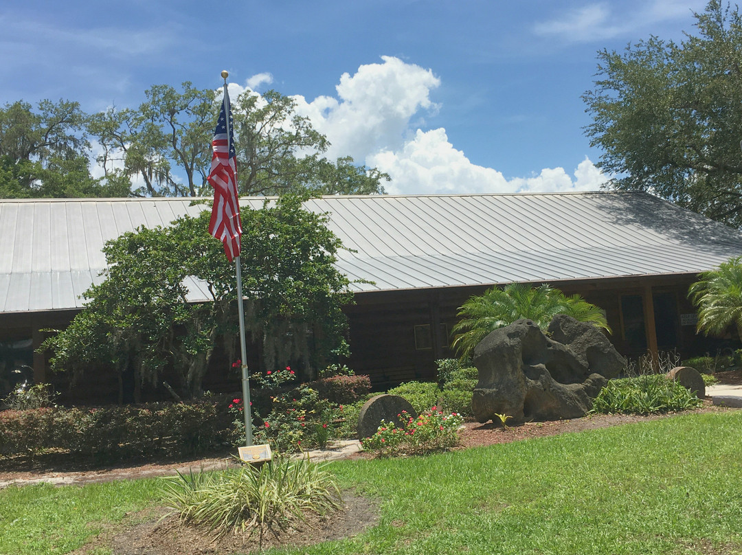 The Apopka Museum