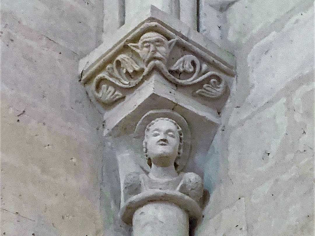 Eglise Saint-Maximin de Mouterre-Silly-Mouterre-Silly必去景点