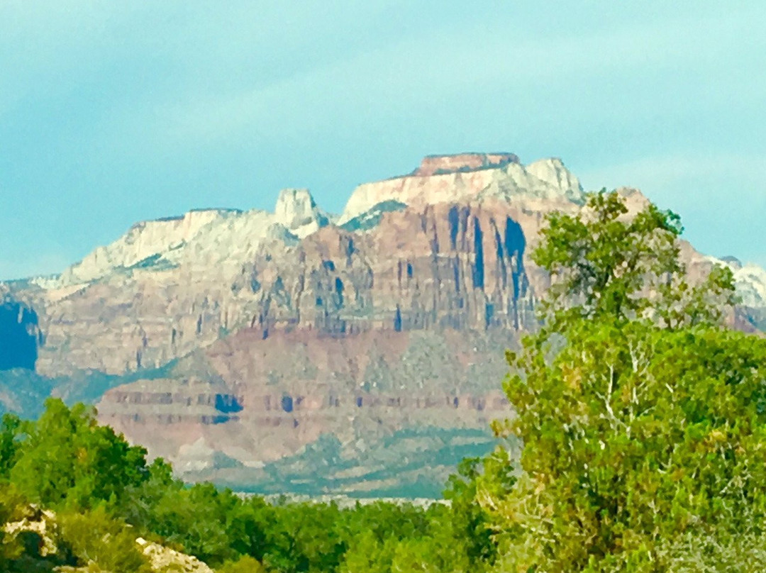 Smithsonian Butte Back Country Byway-Rockville必去景点