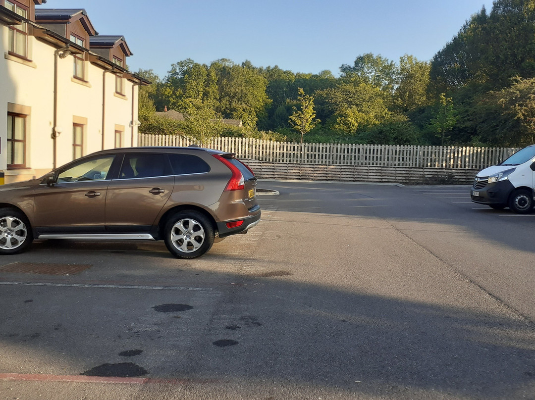 Premier Inn Cardiff West Hotel主图