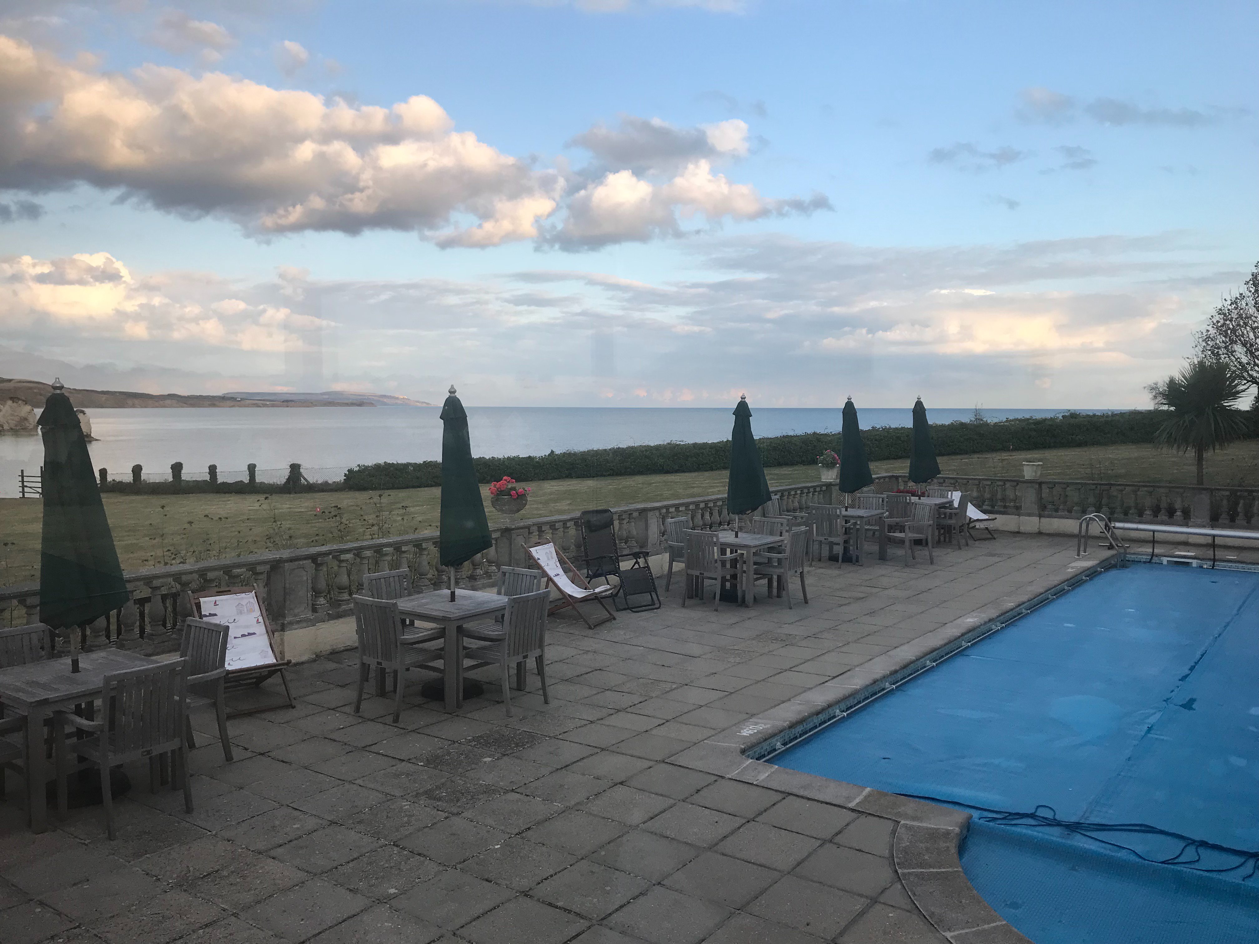 Freshwater Bay Country House-泳池