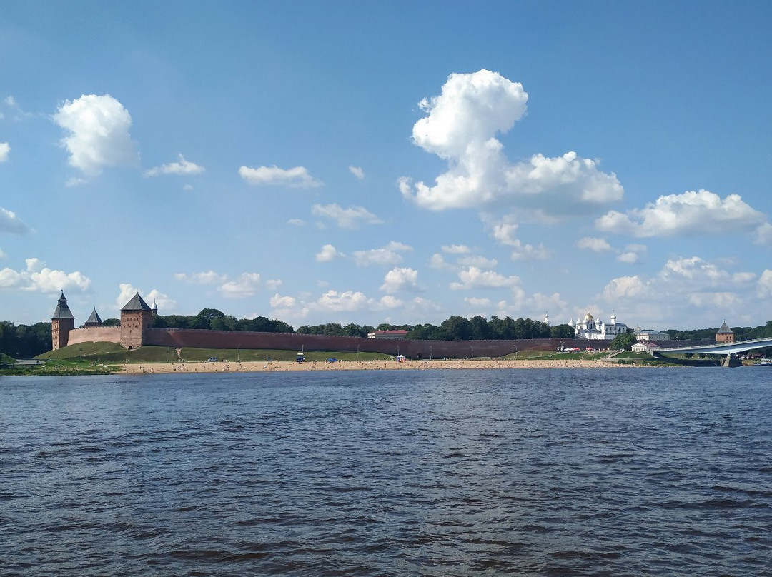 Sofiyskaya Embankment景点图片