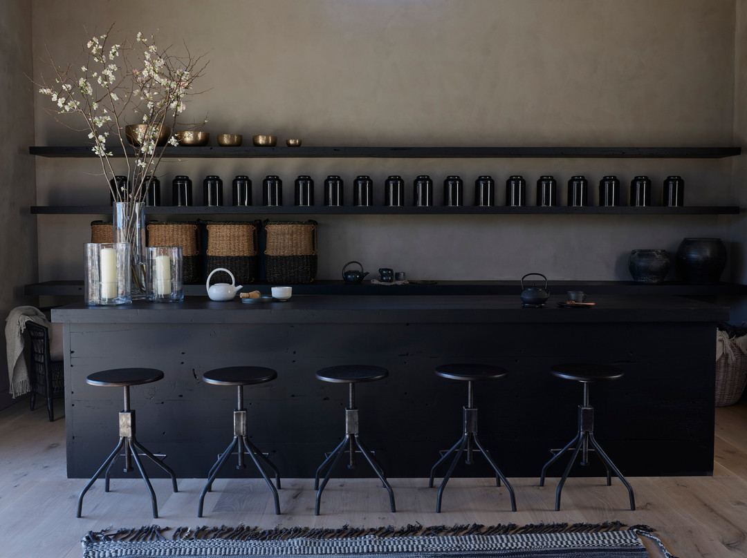 Shou Sugi Ban House主图