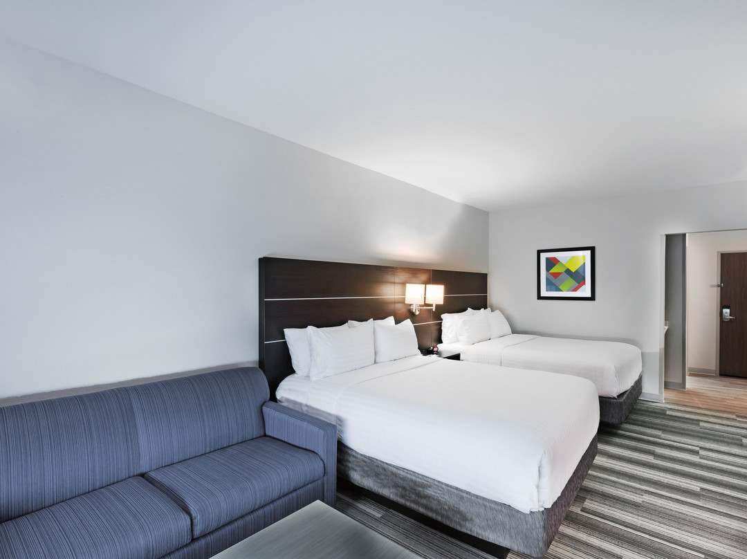 Holiday Inn Express & Suites Coffeyville By IHG主图