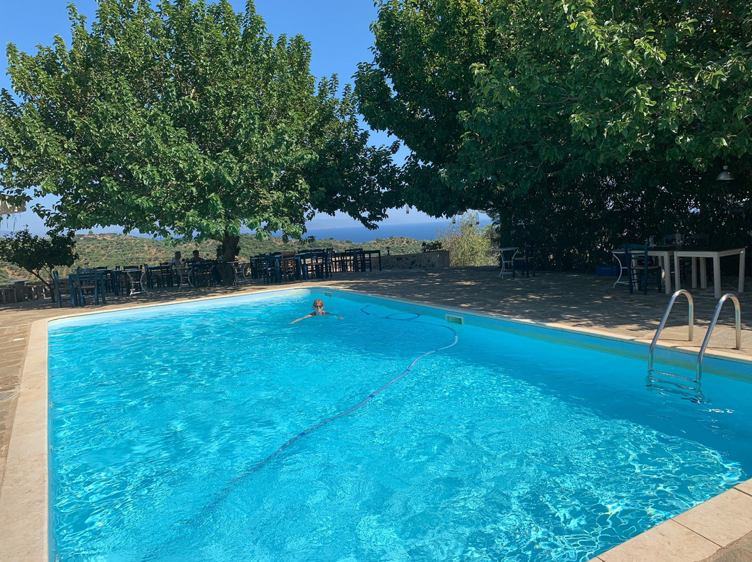 Pyrgos Petropoulaki主图