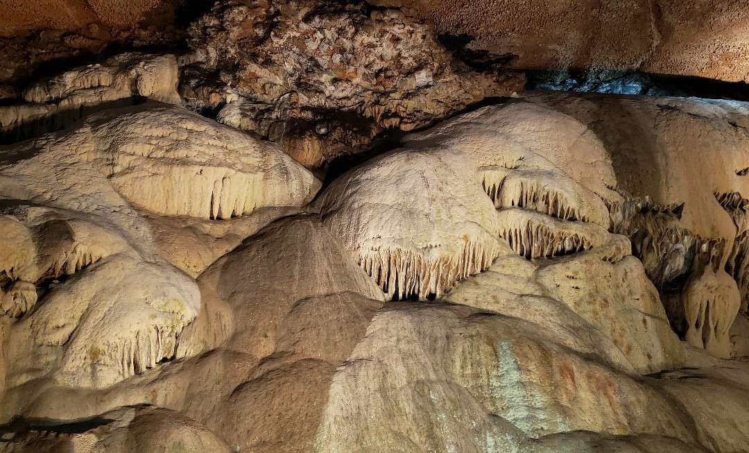 Seneca Caverns-Riverton必去景点