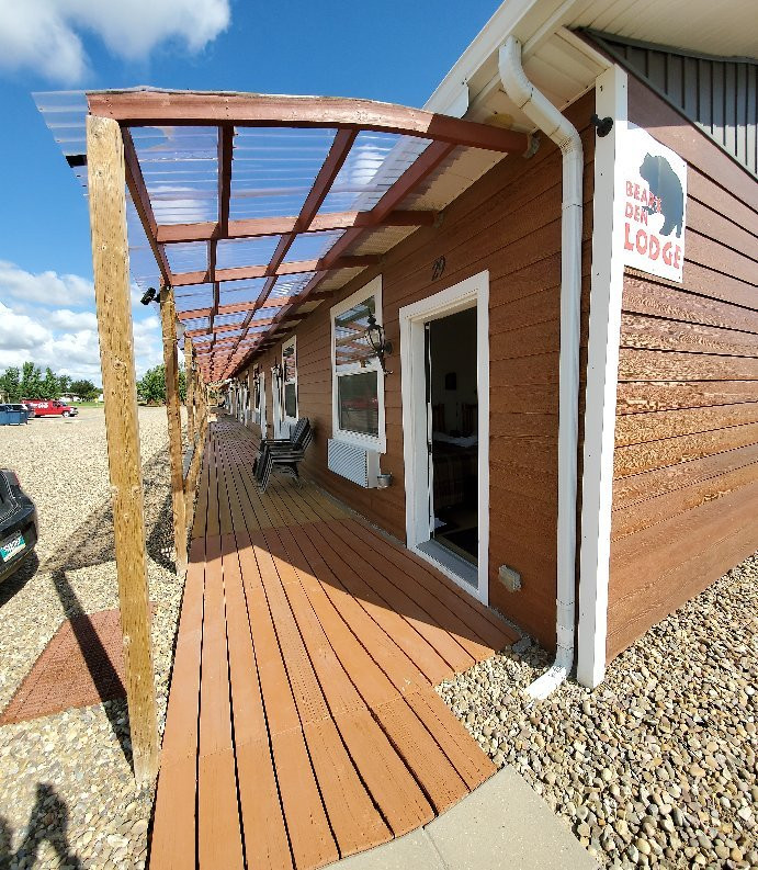 Bear's Den Lodge主图