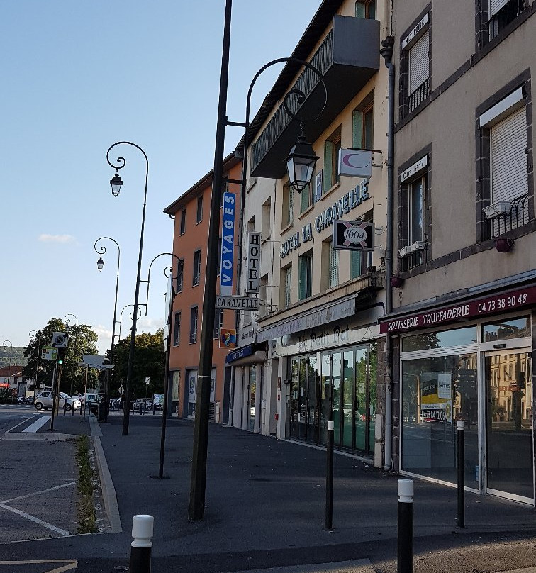 卡拉维勒酒店主图