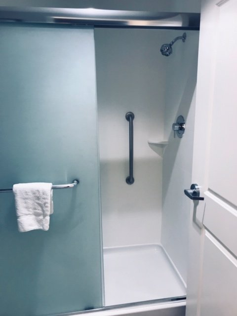Homewood Suites by Hilton Rocky Mount-浴室