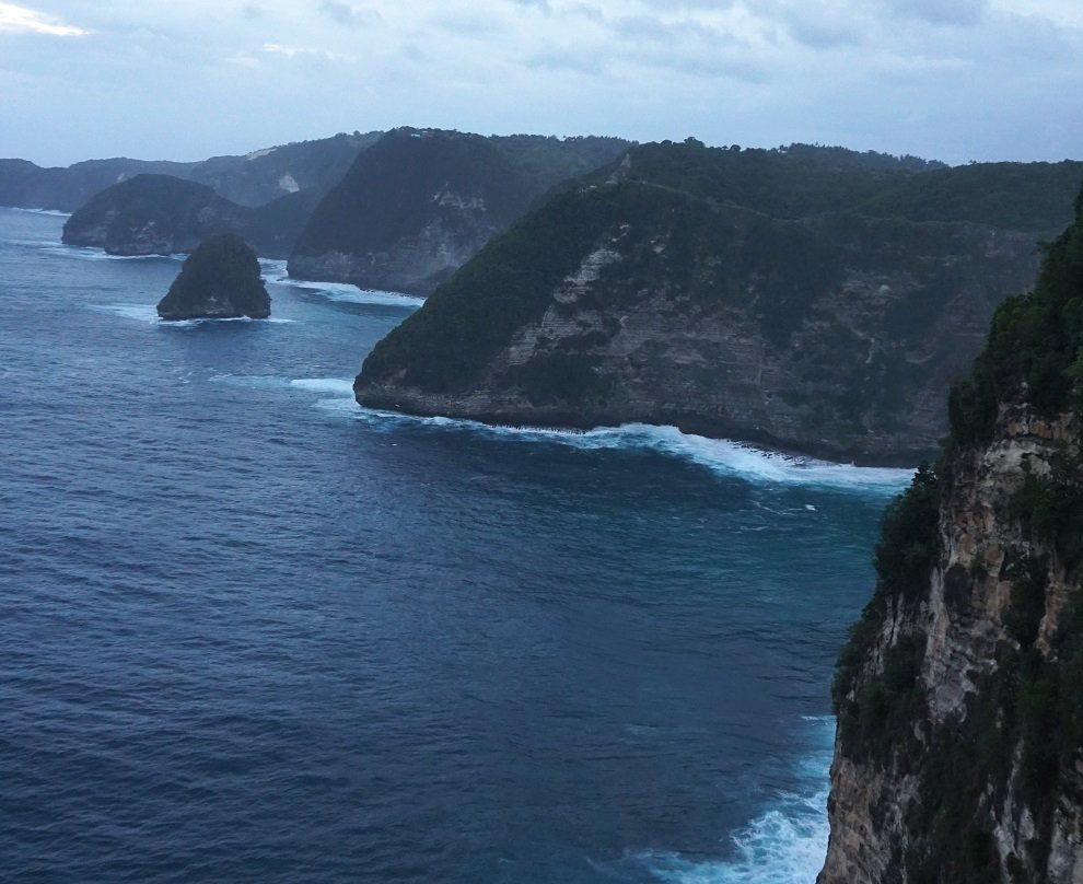 Saren Cliff Point-珀尼达岛必去景点
