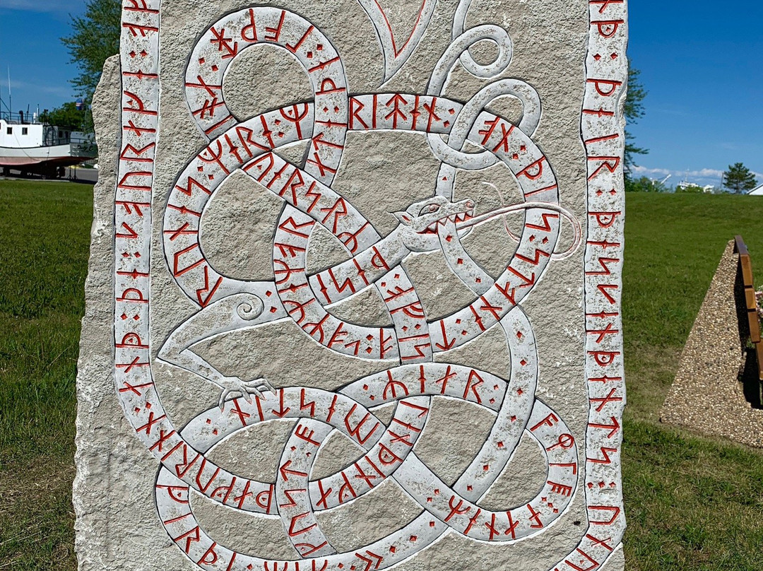 Gimli Viking Statue-基米尼必去景点