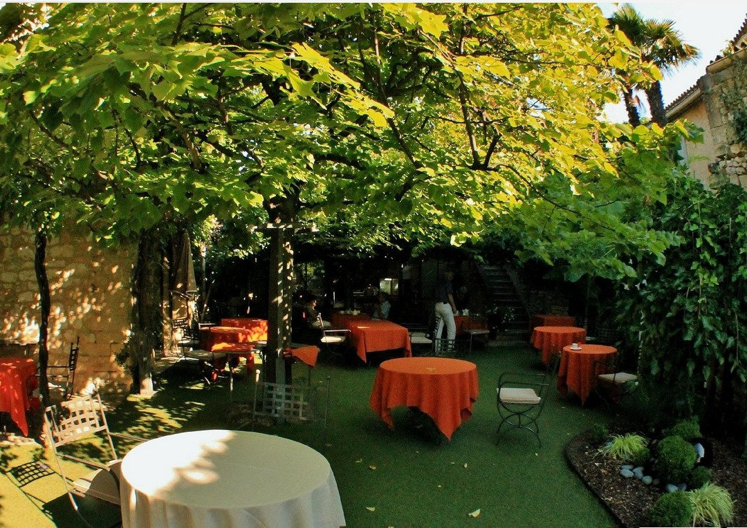 卡斯特拉斯酒店主图