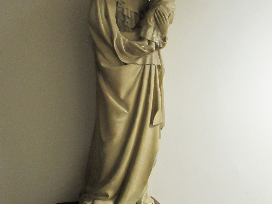 Eglise Saint Andre-博比尼必去景点