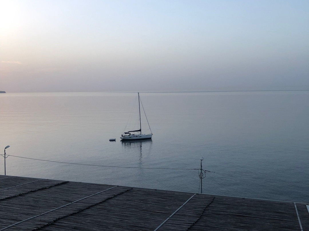 Spiaggia Di Acqua Calda-Acquacalda必去景点