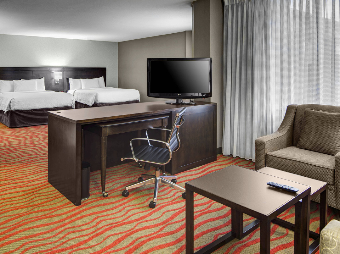 Courtyard St. Cloud主图