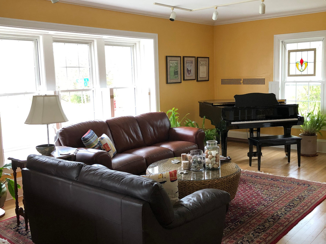 Peacock House Bed & Breakfast主图