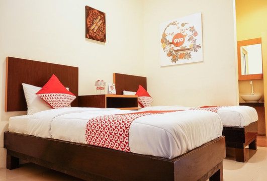 OYO 441 Namira Hotel Syariah主图