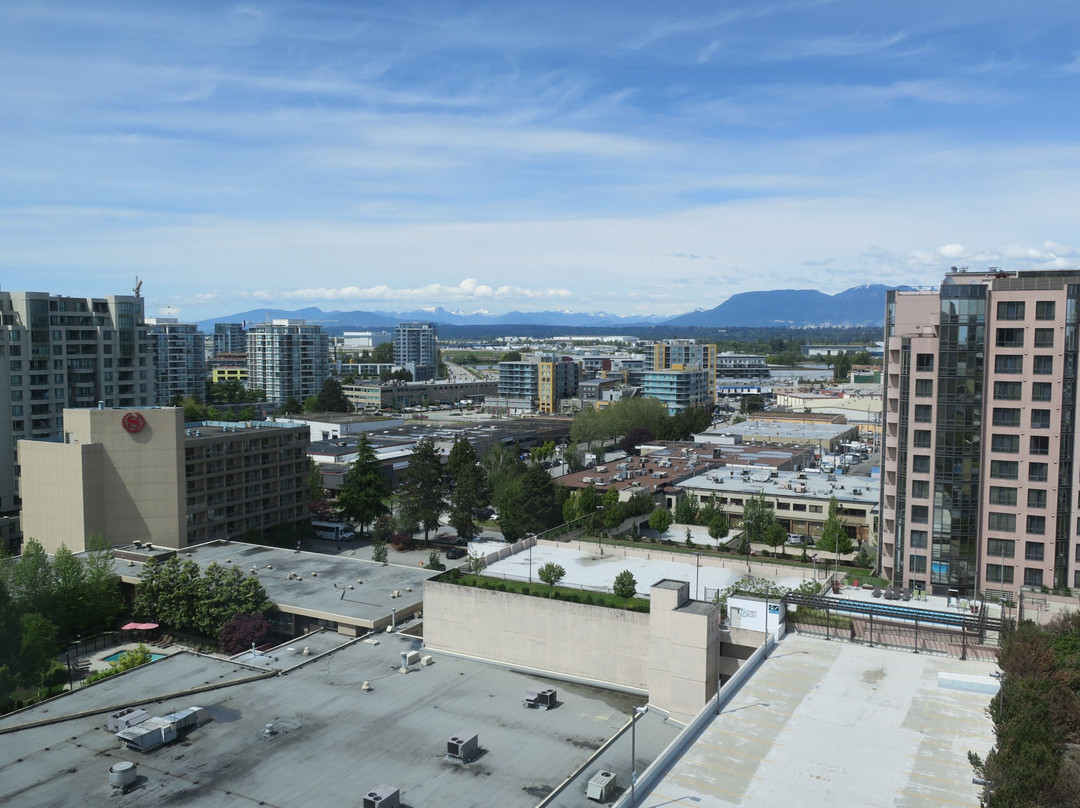 温哥华机场万豪酒店主图