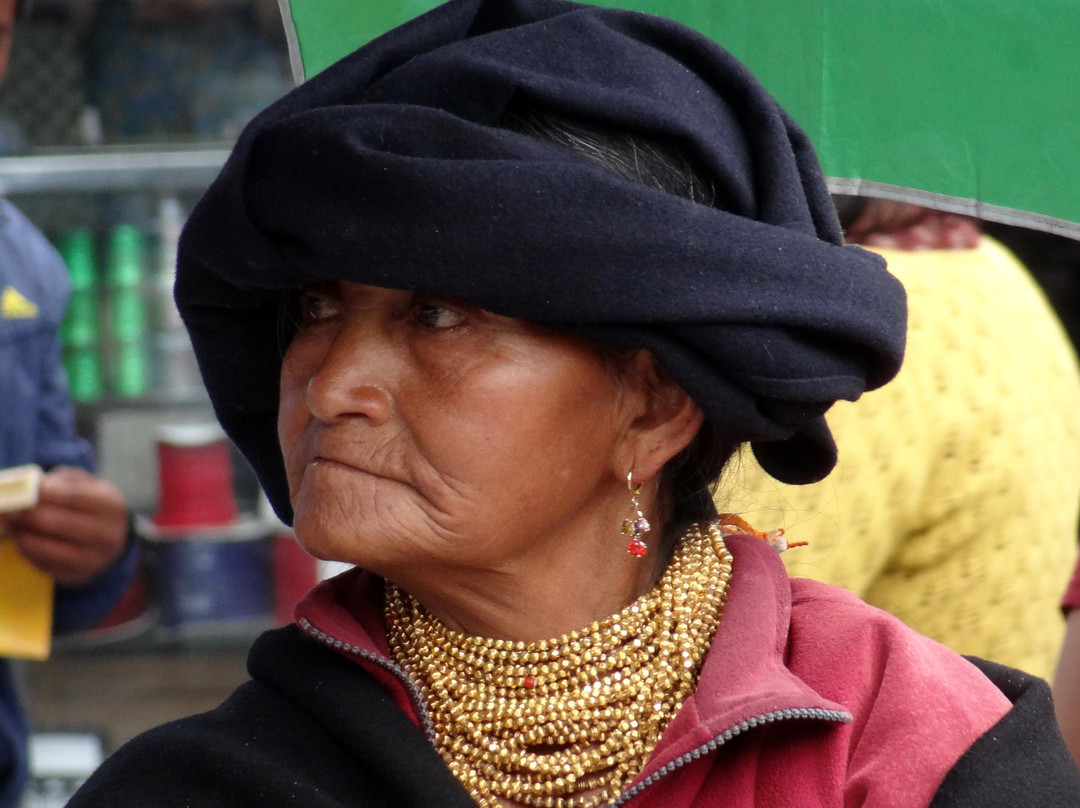 Mercado 24 de Mayo-奥塔瓦洛必去景点