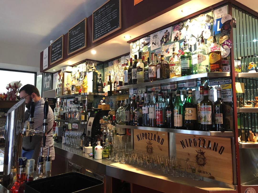 Bar Enoteca Grapperia Micheroli-Chiavenna必去景点