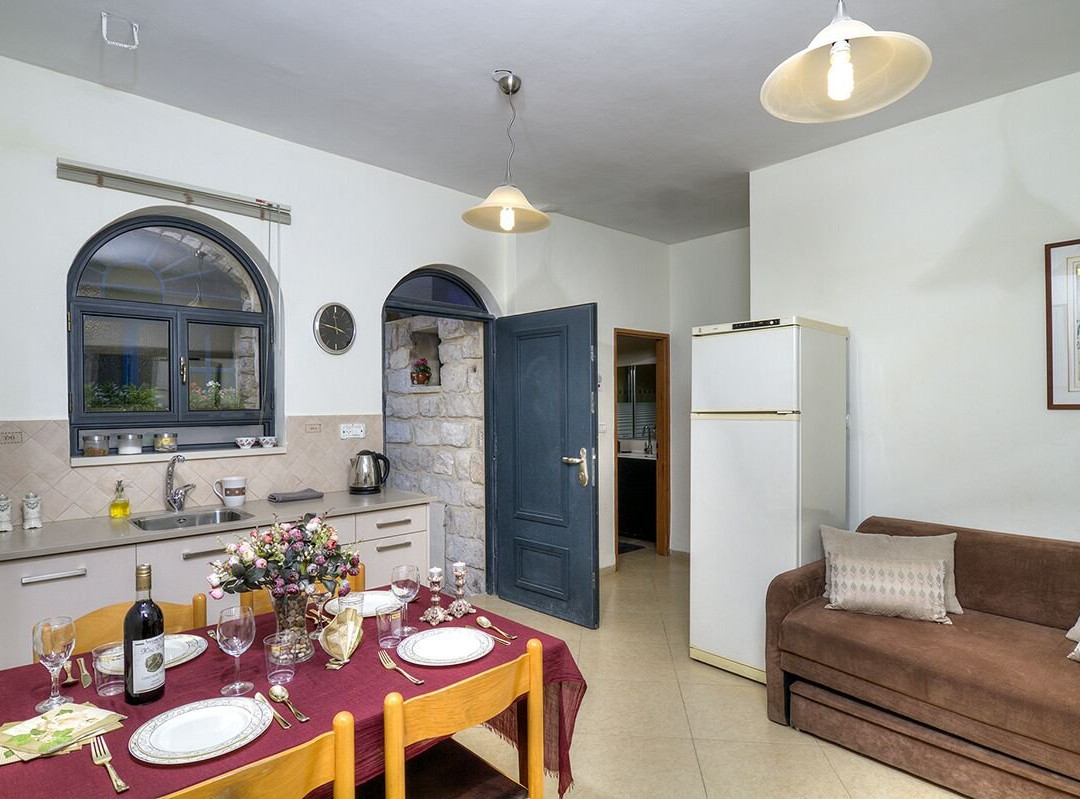 Nofesh Baatika主图