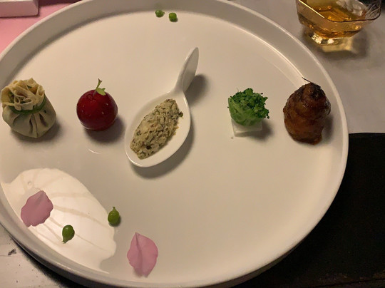 青龙山庄酒店主图