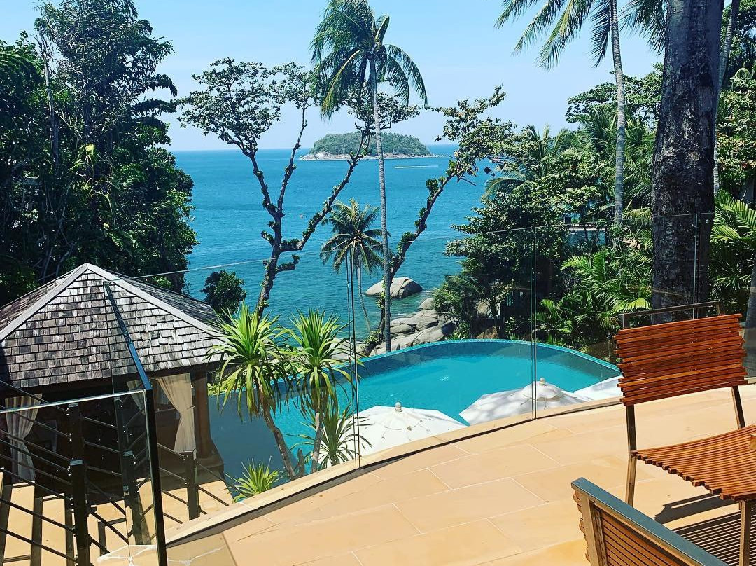 普吉岛卡塔家庭式酒店主图