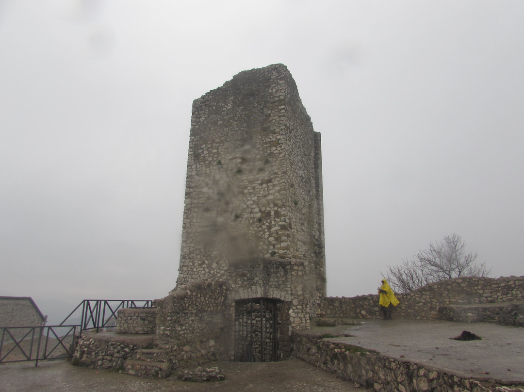 Resti del Castello Colonna di Olevano Romano-Olevano Romano必去景点
